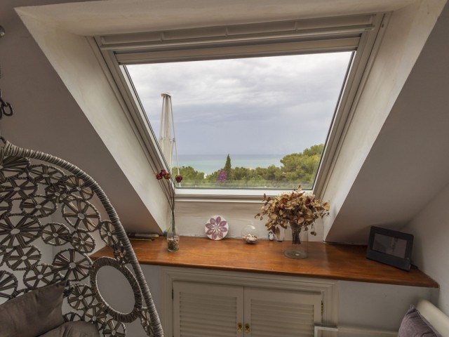 Maison mitoyenne avec 3 Chambres  à Estepona