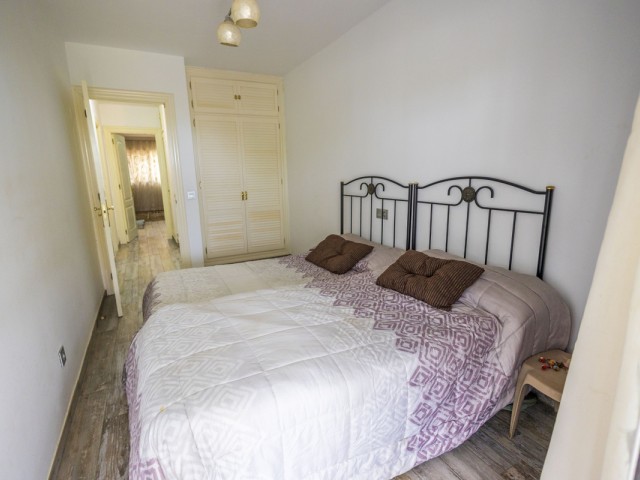 Maison mitoyenne avec 3 Chambres  à Estepona