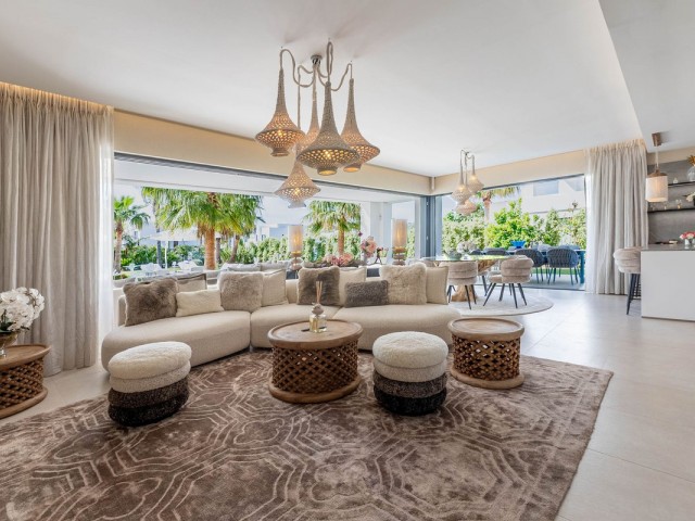 Villa avec 7 Chambres  à La Cala Golf