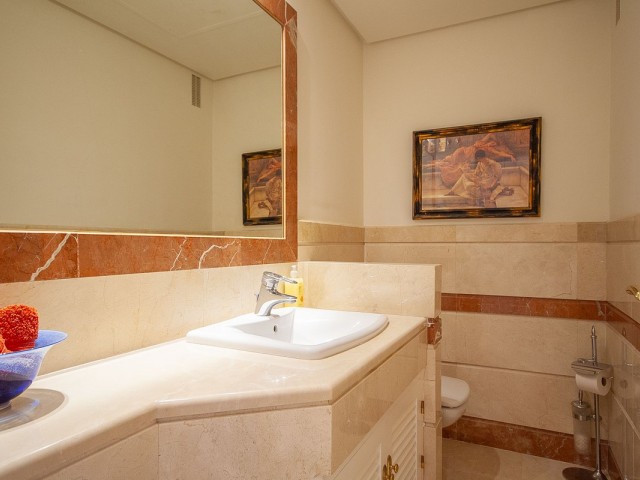 2 Bedrooms Apartment in Bahía de Marbella