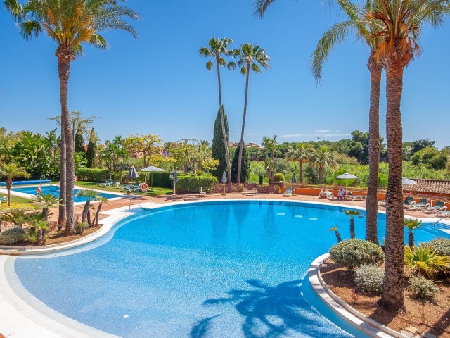 2 Bedrooms Apartment in Bahía de Marbella