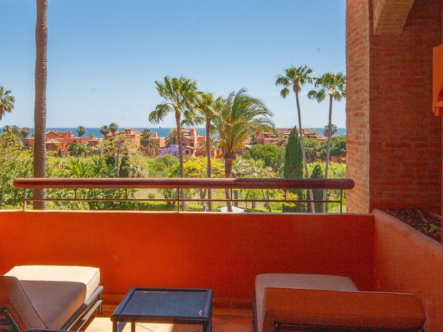 2 Bedrooms Apartment in Bahía de Marbella