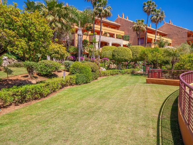 2 Bedrooms Apartment in Bahía de Marbella