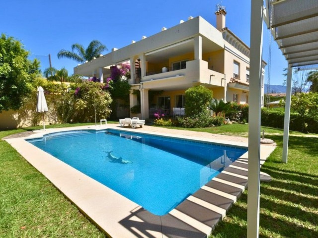 Villa Guadalmina Alta - R5387791
