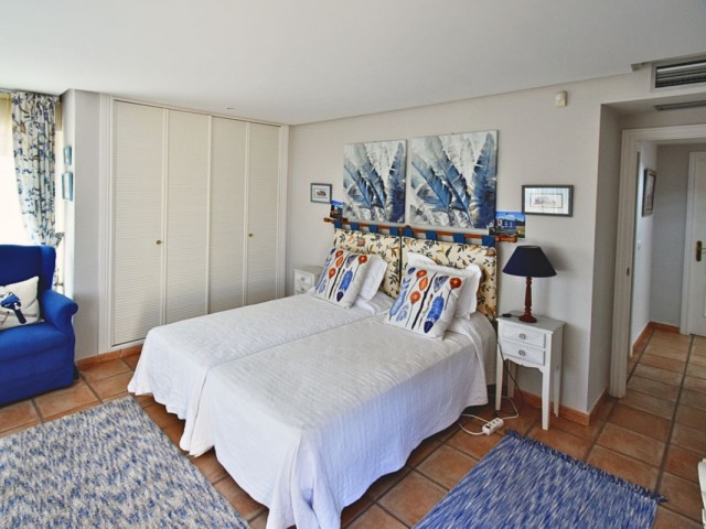 6 Bedrooms Villa in Guadalmina Alta