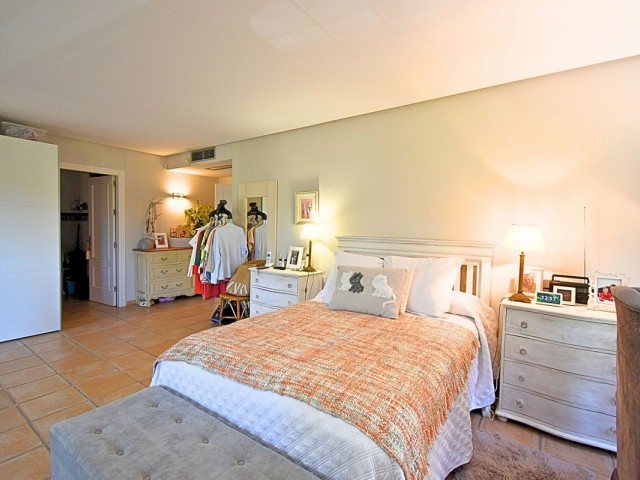 6 Bedrooms Villa in Guadalmina Alta