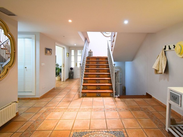 6 Bedrooms Villa in Guadalmina Alta