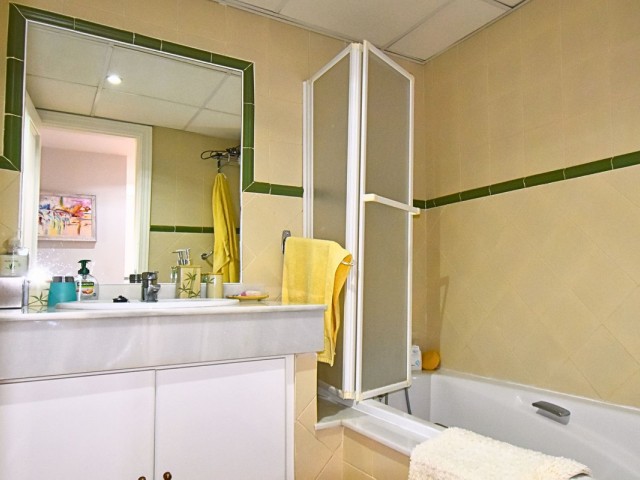 6 Bedrooms Villa in Guadalmina Alta