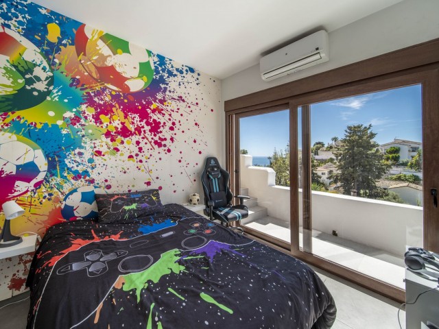 5 Soveroms Villa i Benalmadena