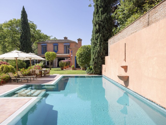 Villa avec 6 Chambres  à Benahavís