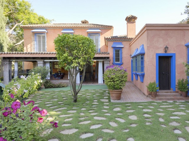 Villa avec 6 Chambres  à Benahavís