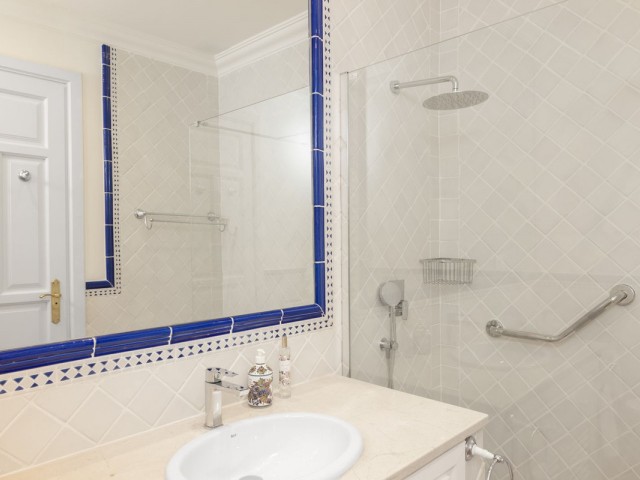 Villa avec 6 Chambres  à Benahavís