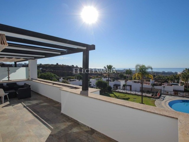 4 Bedrooms Townhouse in Marbella