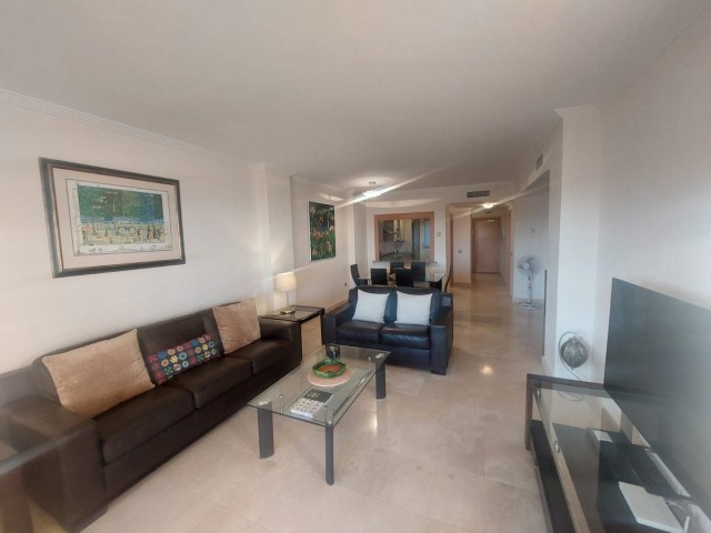 2 Schlafzimmer Apartment in Benahavís