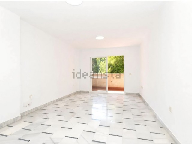 4 Bedrooms Apartment in Málaga Centro