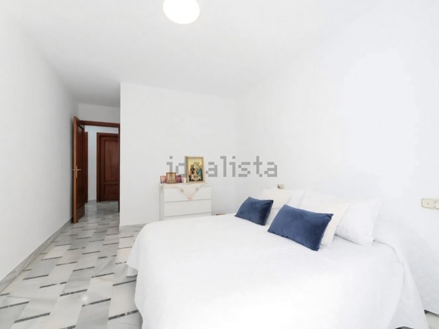 4 Bedrooms Apartment in Málaga Centro