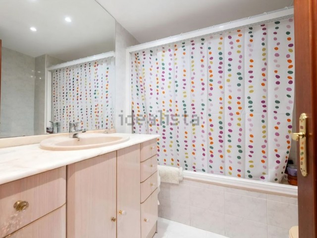 4 Bedrooms Apartment in Málaga Centro