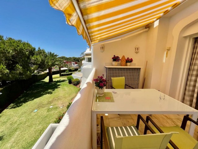 2 Schlafzimmer Apartment in Elviria