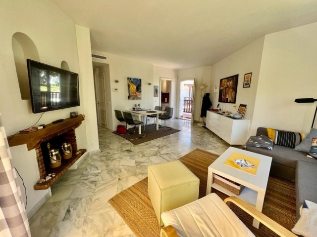 2 Schlafzimmer Apartment in Elviria