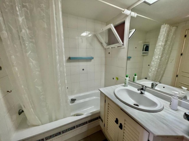 2 Schlafzimmer Apartment in Elviria