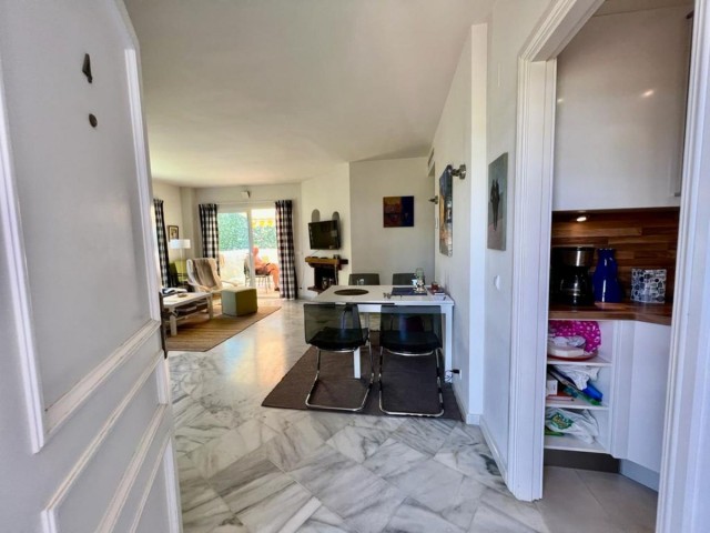 2 Schlafzimmer Apartment in Elviria