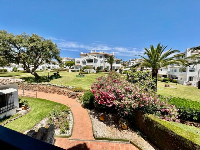 2 Schlafzimmer Apartment in Elviria