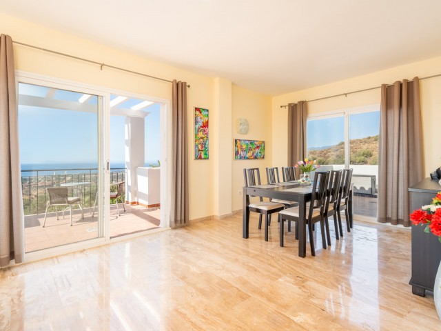 Penthouse in Calahonda