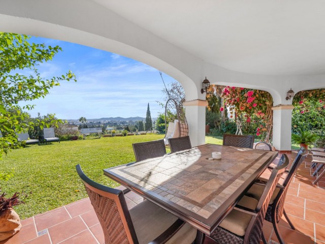 4 Bedrooms Villa in Mijas
