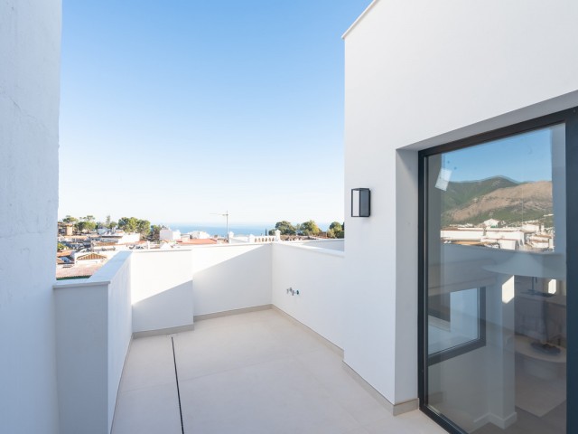 2 Bedrooms Townhouse in Mijas