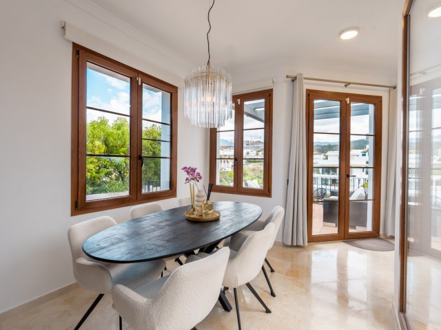 4 Bedrooms Villa in Estepona