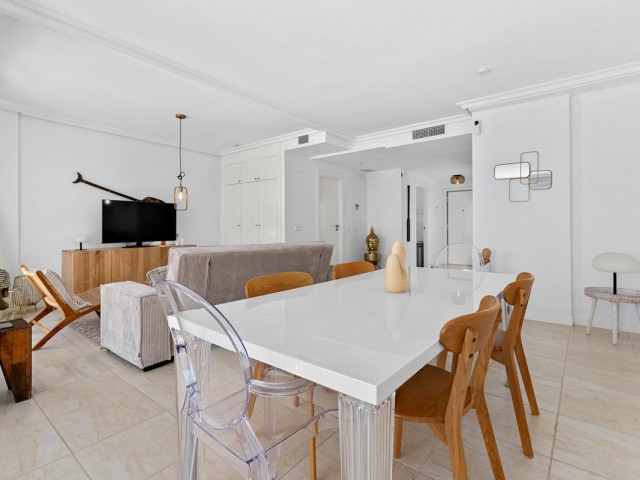 Maison mitoyenne avec 3 Chambres  à Estepona