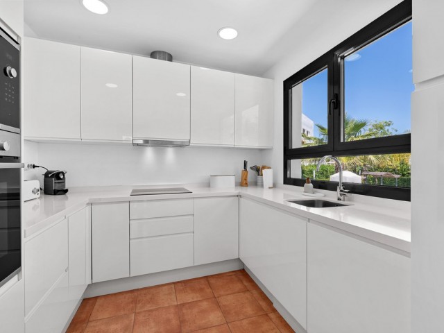 Maison mitoyenne avec 3 Chambres  à Estepona