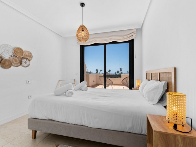 Maison mitoyenne avec 3 Chambres  à Estepona