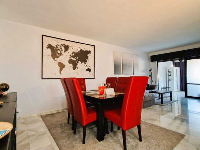 Penthouse, Puerto Banús