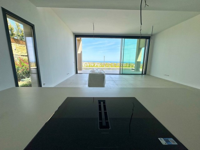 3 Bedrooms Villa in Benahavís