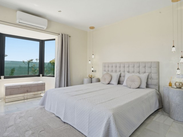 4 Schlafzimmer Villa in El Chaparral
