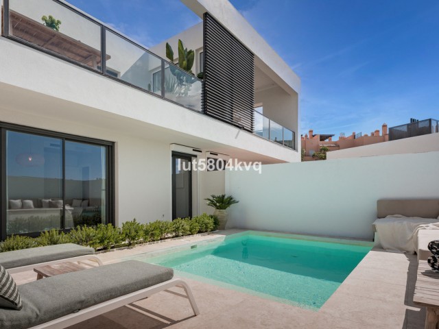 Maison mitoyenne Riviera del Sol - R5387623