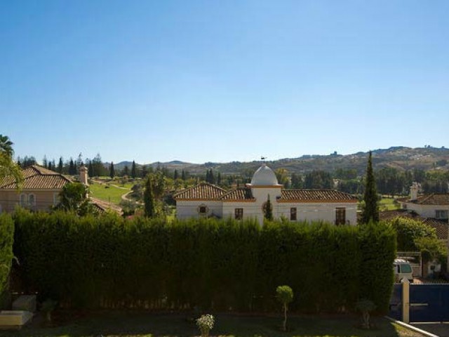 5 Bedrooms Villa in Mijas Golf