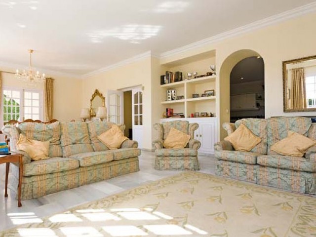 5 Bedrooms Villa in Mijas Golf