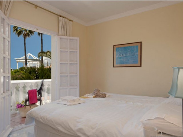 5 Bedrooms Villa in Mijas Golf