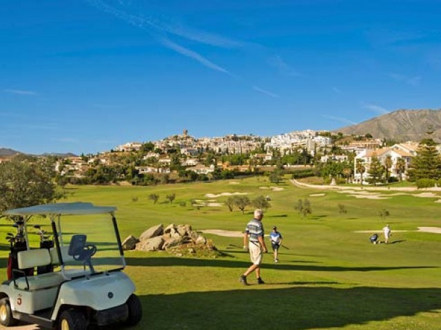 5 Bedrooms Villa in Mijas Golf