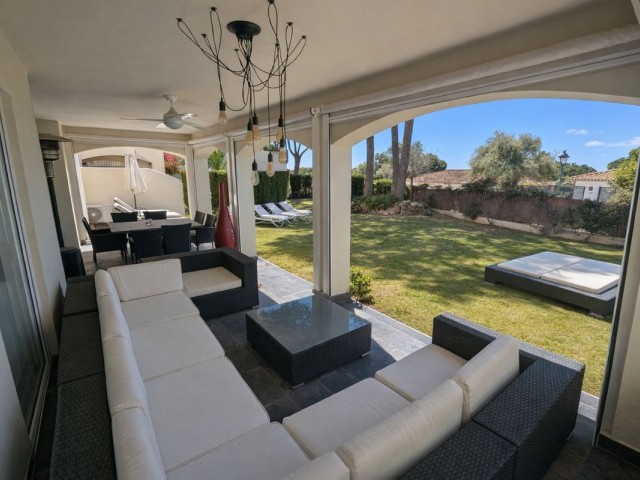 Apartment, Artola, R5353432