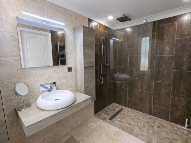 3 Bedrooms Apartment in Artola