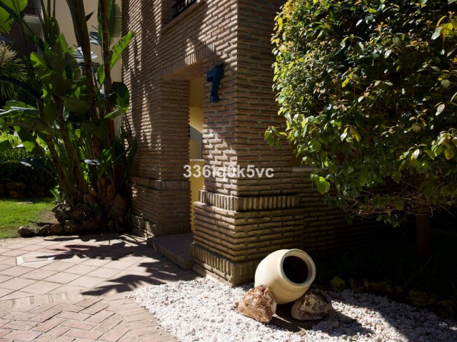 Apartamento, Los Arqueros, R5389096