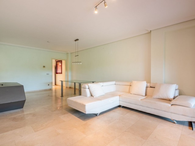 2 Schlafzimmer Apartment in Casares