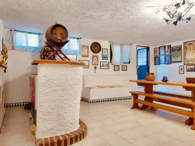 5 Bedrooms Townhouse in Torremolinos