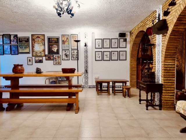 5 Bedrooms Townhouse in Torremolinos