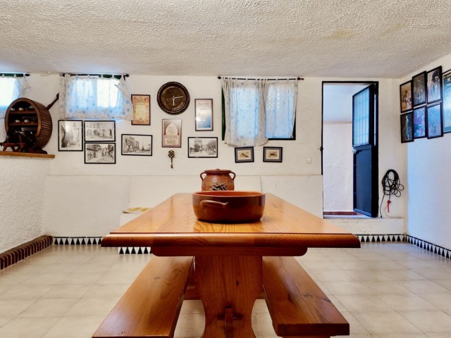 5 Bedrooms Townhouse in Torremolinos