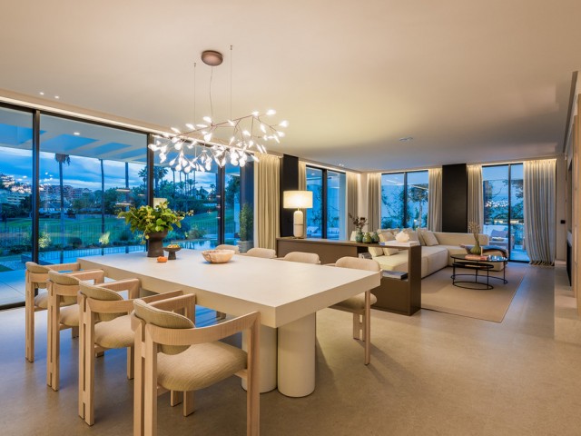 4 Schlafzimmer Villa in Nueva Andalucía
