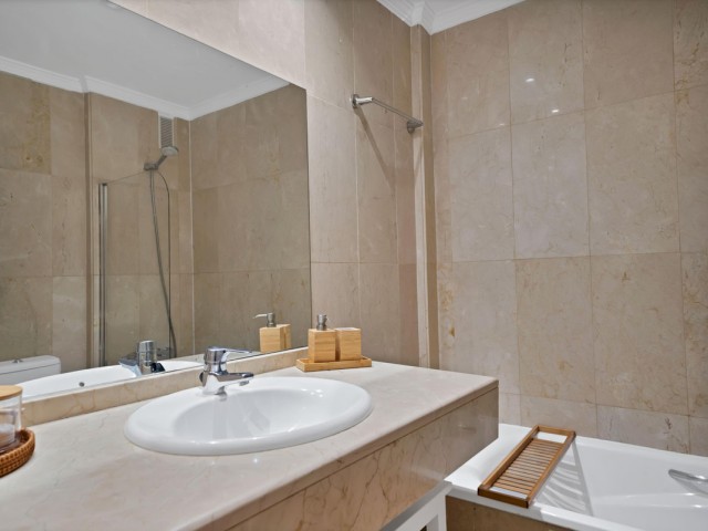 2 Bedrooms Apartment in Marbella
